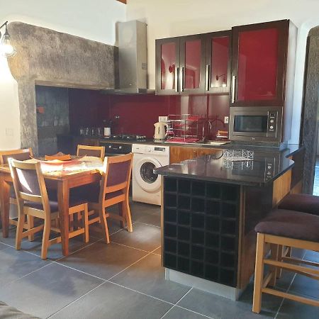 プライア・ダ・ヴィクトーリア Casa Do Outeiro - Alヴィラ エクステリア 写真